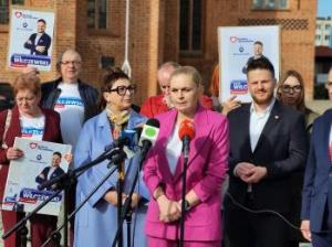 Minister Edukacji Narodowej odwiedza szkoły w regionie